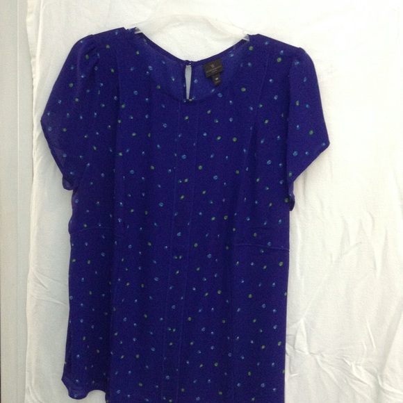 Women’s Worthington Top - Picture 2 of 2